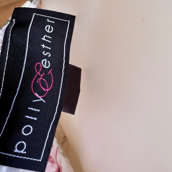 Polly & Esther Off the Shoulders Floral Bell Sleeve Top Size S - Picture 2 of 8